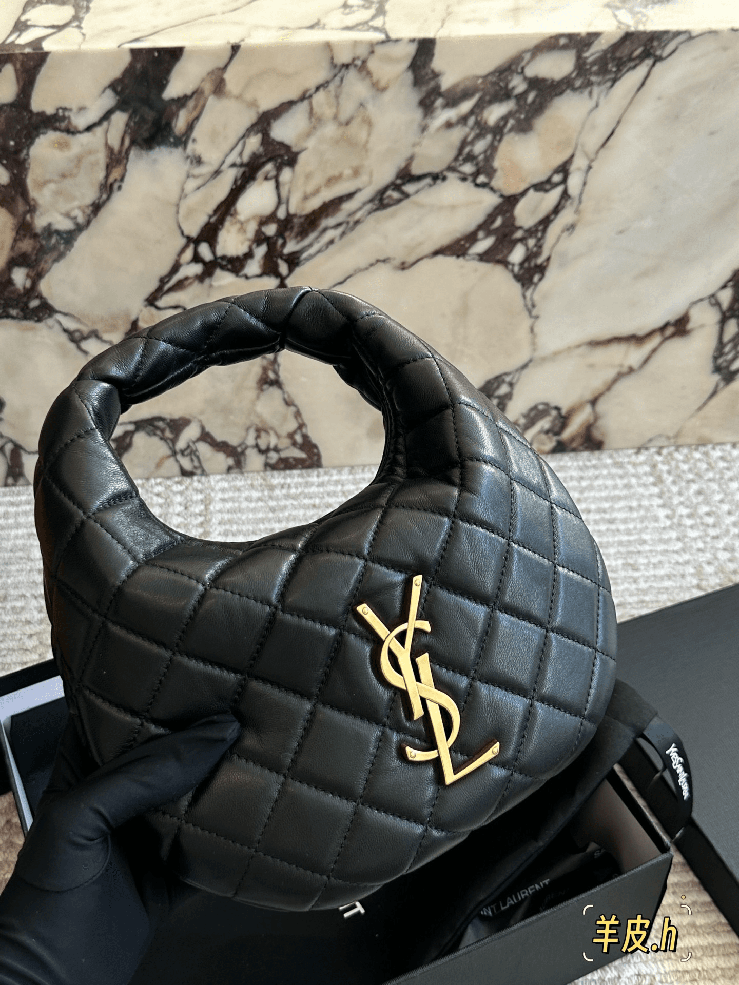 Saint Laurent Icare Sac Matelassé Noir